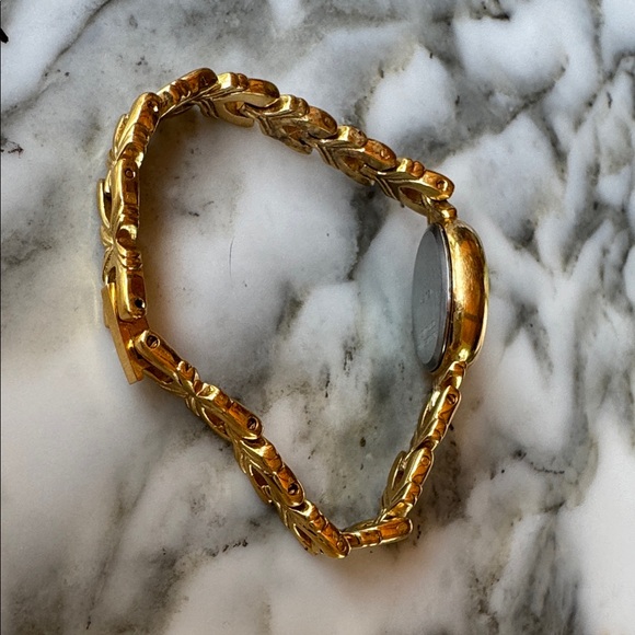 Lucien Barret Quartz Gold Women's Watch w/ Diamond & Mother of Pearl Face - Picture 8 of 12